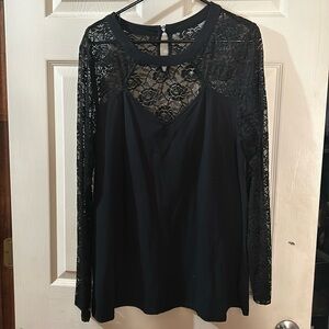 Torrid size 3 blouse with lace sleeves and shoulders.